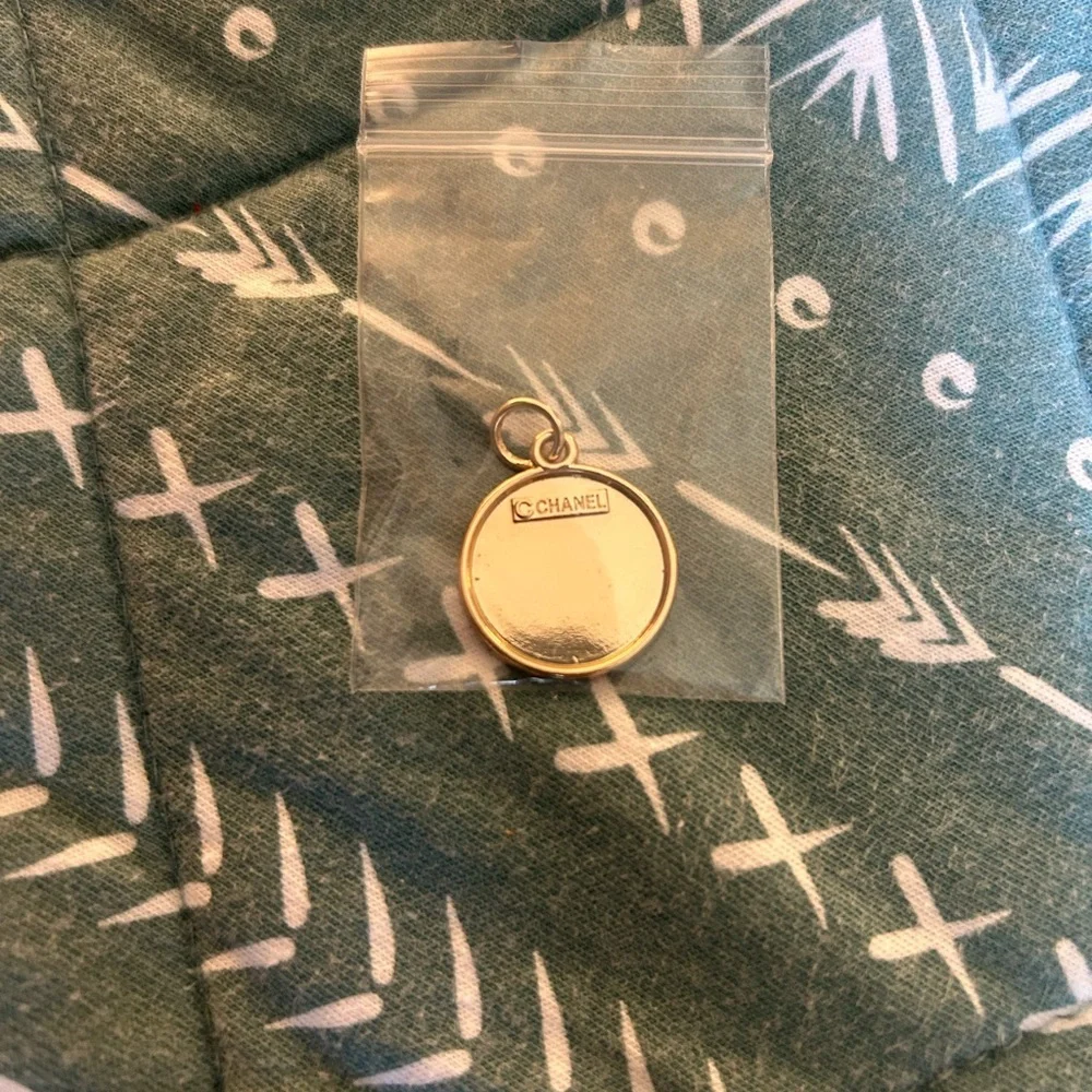 CHANEL silver necklace pendant